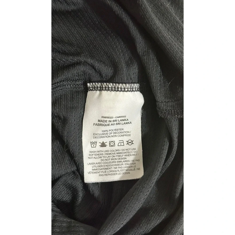 Nike Dri-FIT Kids Small Black Sleeveless Tank Top Brushstroke Swoosh Graphic